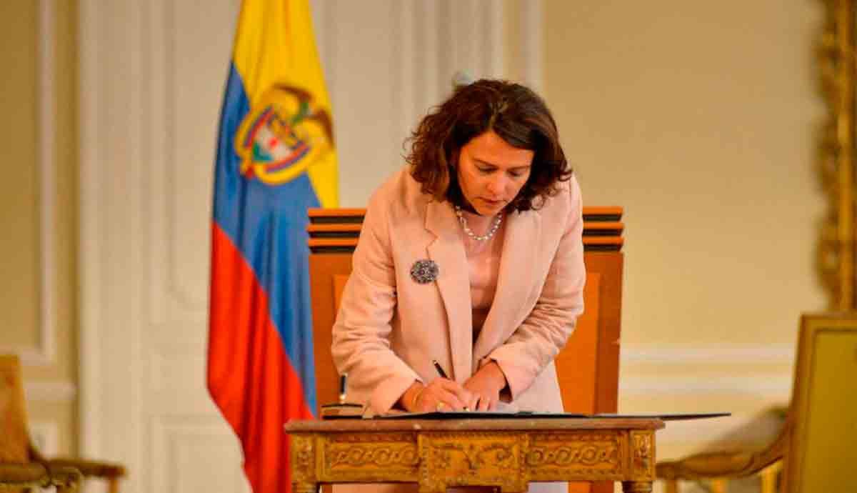 Protección a líderes sociales y avances en la relación Gobierno-Congreso, principales logros de Mininterior