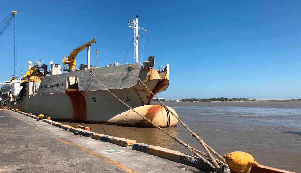 La draga De Bougainville ya está en el canal de acceso al puerto de Barranquilla