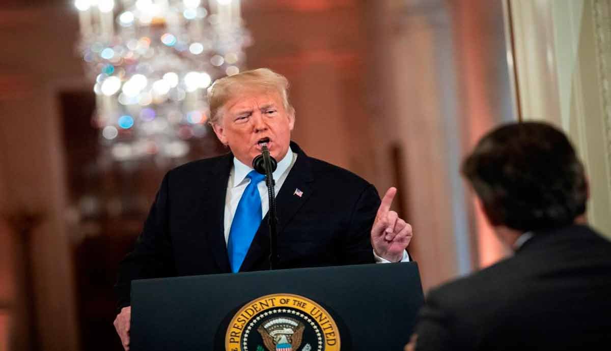 FBI investigó a Trump bajo sospecha de ser una amenaza para la seguridad nacional de E.U.