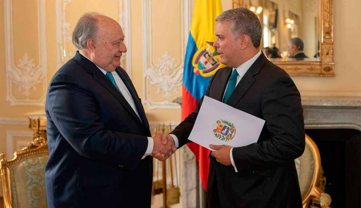 Gracias al patriotismo y heroísmo de Guaidó, hoy se abre una nueva luz de esperanza en Venezuela: Duque