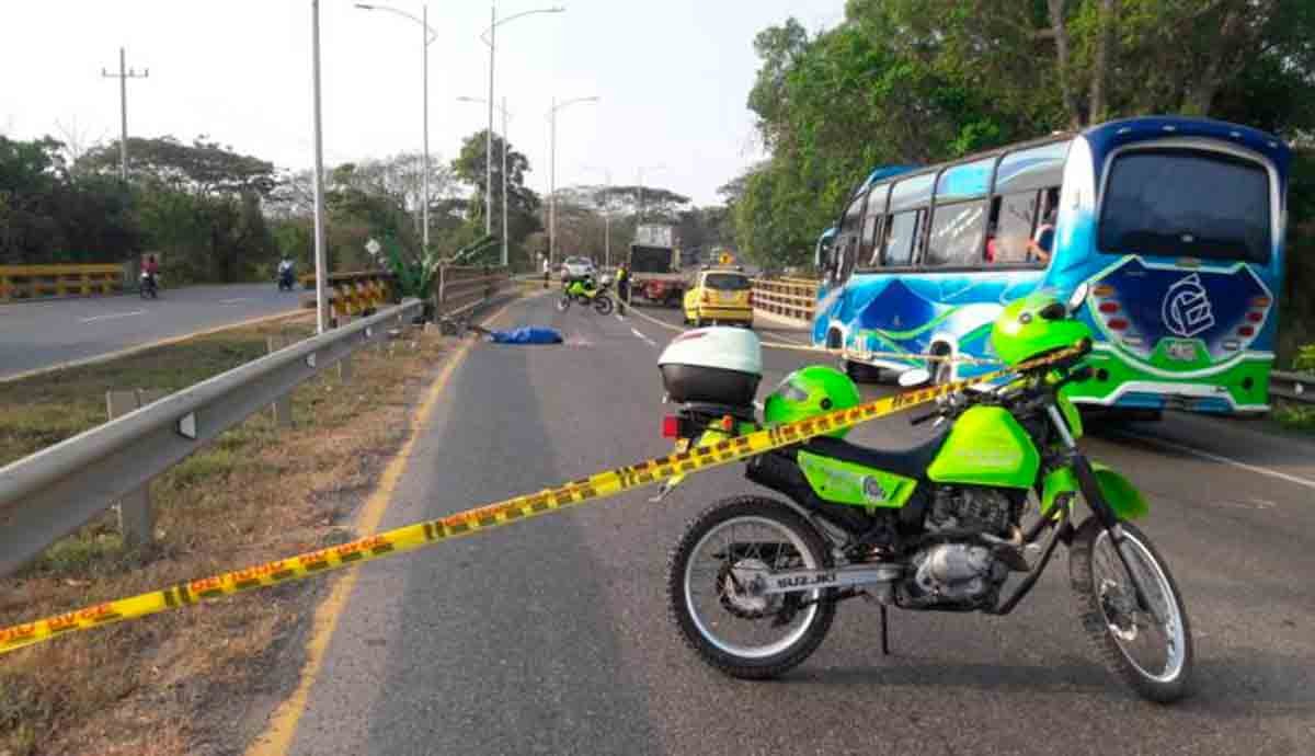 Conductor atropelló a obrero y se escapó en Cartagena