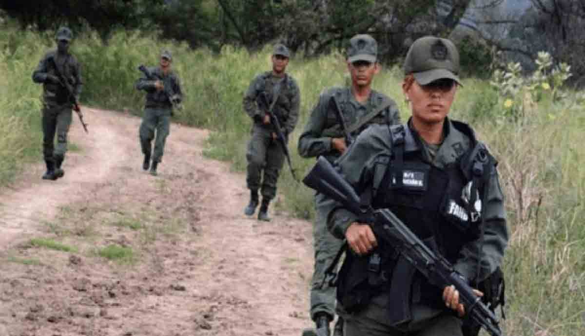 Número de desertores venezolanos que han huido de su país asciende a 567: Migración Colombia