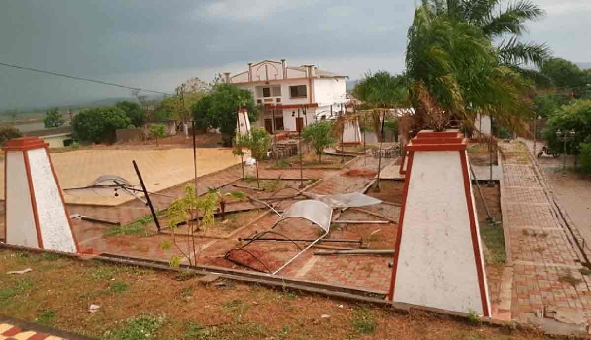 Un muerto, 17 heridos y más de 300 casas afectadas deja vendaval en Tenerife, Magdalena