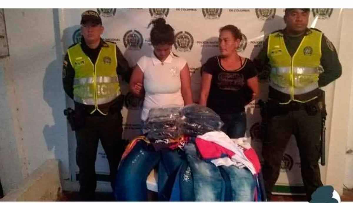 Capturadas por robar prendas de vestir en Hatonuevo, La Guajira