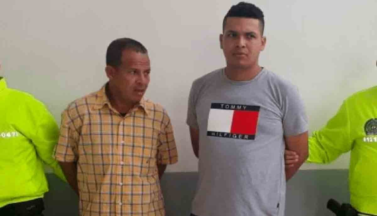 Policía captura a dos por hurto agravado