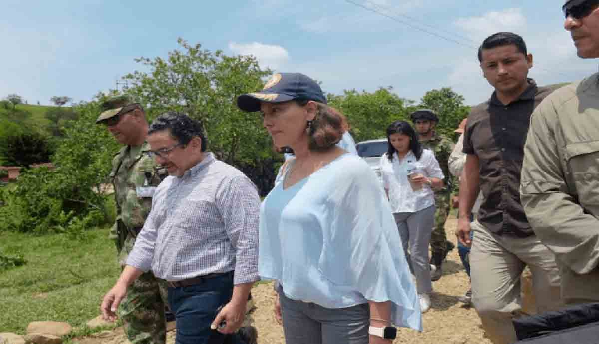 Indígenas entregaron ante Defensoría a militar retenido en el Cauca