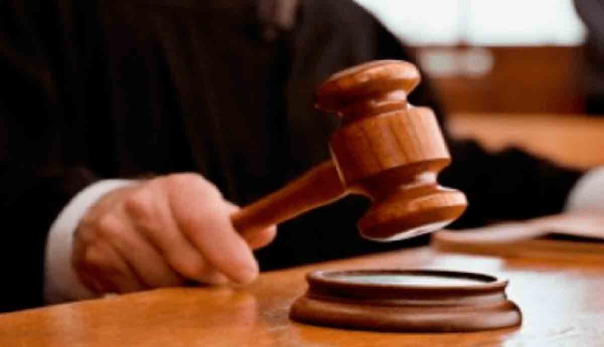 En libertad 6 concejales implicados en elección irregular de excontralora