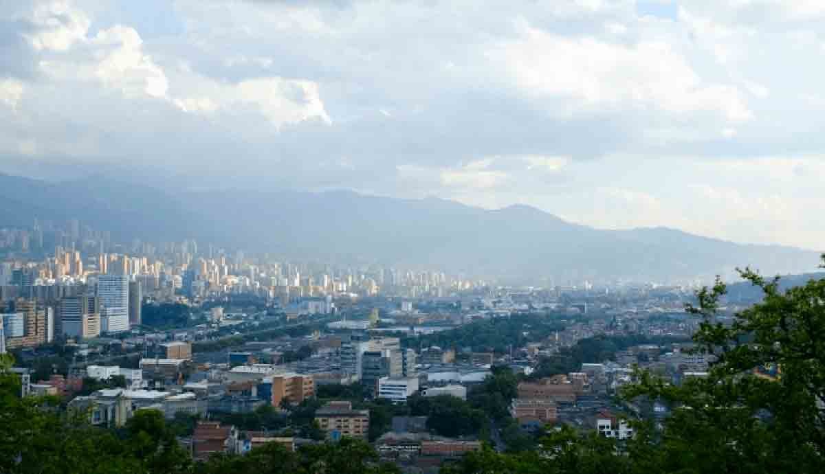 Declaran alerta en Medellín durante tres días por contaminación del aire