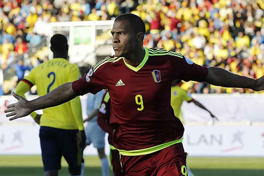 La selección de futbol de Venezuela no contará con su máximo goleador para enfrentar a Colombia