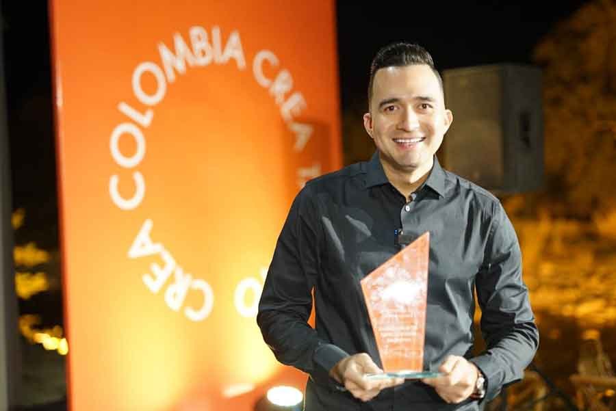 Sergio Luis Rodríguez recibió el galardón de ‘Embajador de la Economía Naranja’