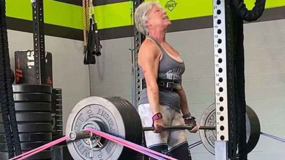 Mary Dufft: la mujer de 71 años campeona mundial de levantamiento de pesas