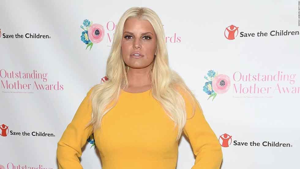 Jessica Simpson habló sobre su lucha contra el alcholismo