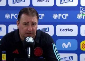 Señor Lorenzo, ante Chile no se puede equivocar de salida