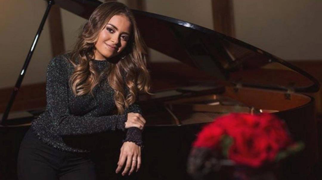 Nicolle Horbath, la talentosa cantante y compositora barranquillera, a logrado su llegada a los Latin Grammy 2024