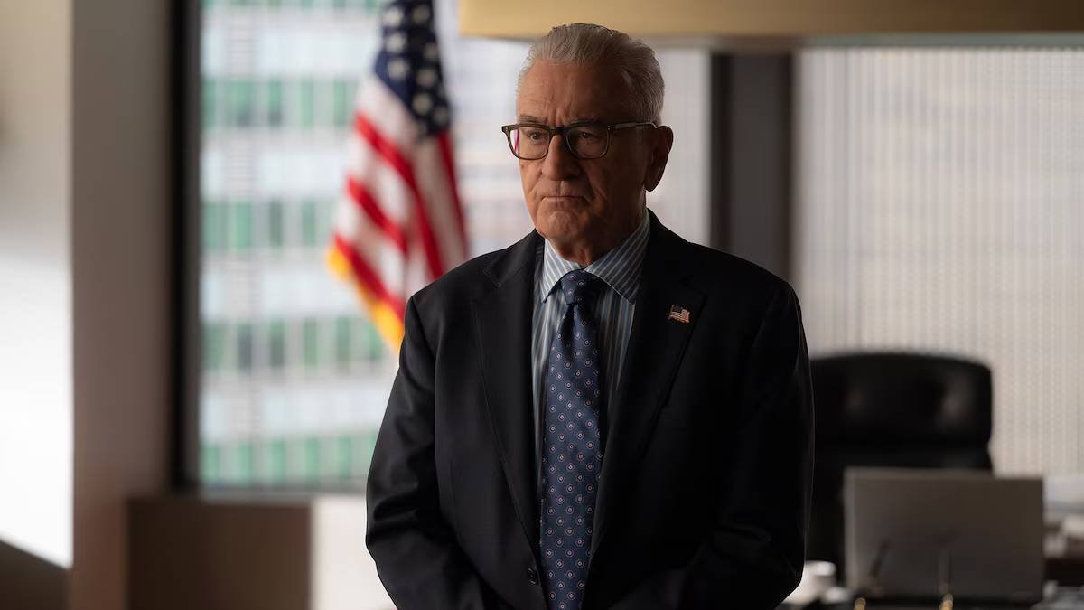 El reconocido actor <strong>Robert De Niro</strong> regresa a la pantalla chica como protagonista y productor ejecutivo de <em><strong>Día cero</strong></em>