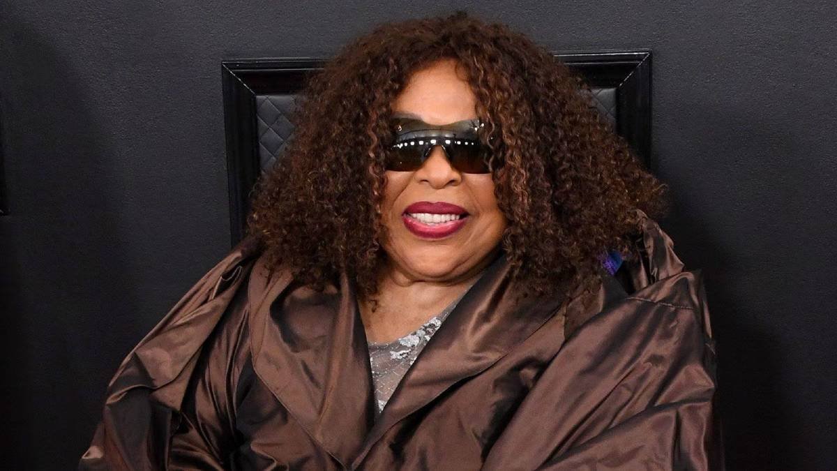 La legendaria intérprete de «Killing me Softly with this Song», Roberta Flack, murió a los 88 años