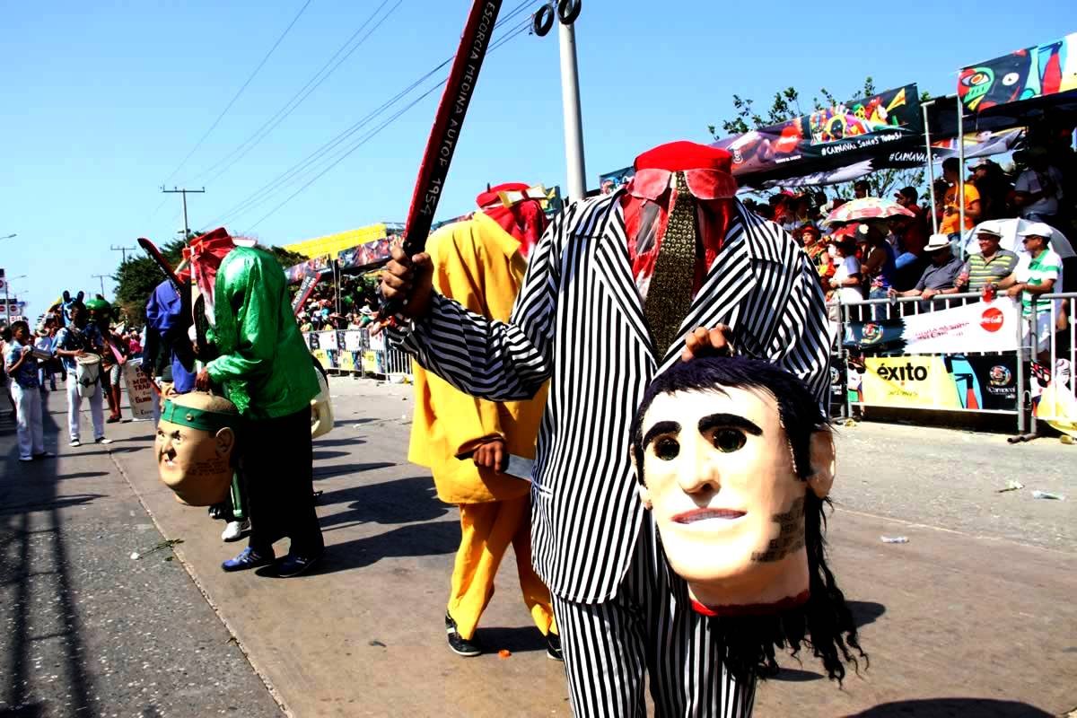 <strong>El emblemático disfraz <em>‘El Descabezado’</em></strong> recibió un homenaje especial en el Hotel Casa Ballesteros