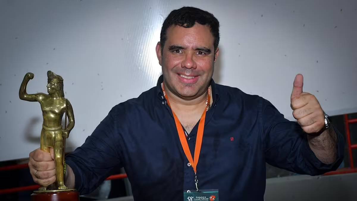 Michael García Riascos, hizo historia en la 58º edición del Festival Vallenato se quedó con el título de Rey de la Canción Inédita con el paseo «Vallenato y Carnaval»