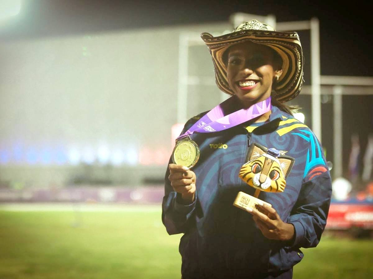 En los II Juegos Panamericanos Junior Asunción 2025, Natalia Linares es la reina del salto largo 