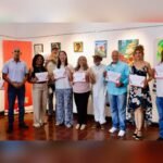 30 gestores culturales del Atlántico se transforman en artistas plásticos a través de taller creativo