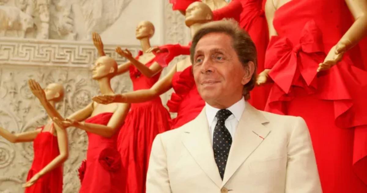 A los 93 años en Roma muere el legendario diseñador italiano Valentino Garavani 