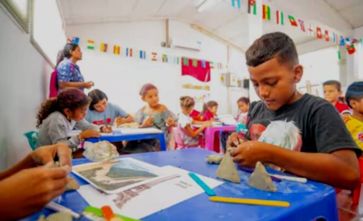 ‘Tren de la Cultura’ lleva arte y aprendizaje a niños de comunidades del Caribe colombiano