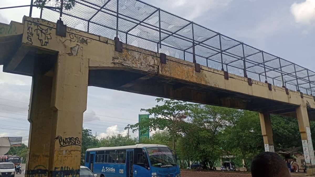 Puente del INEM en Soledad: alcaldesa exige solución urgente ante deterioro